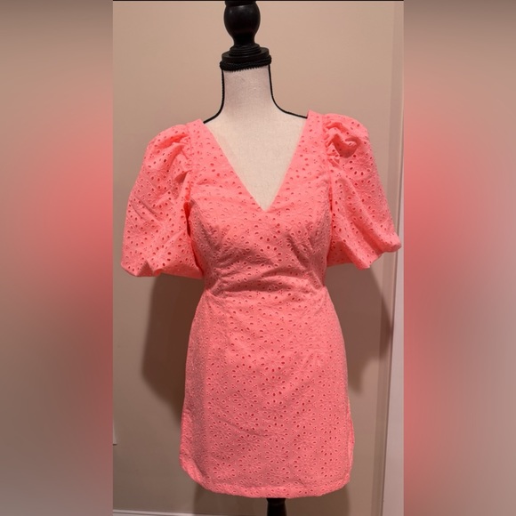 Lilly Pulitzer Celestina V-Neck Romper - Picture 4 of 8